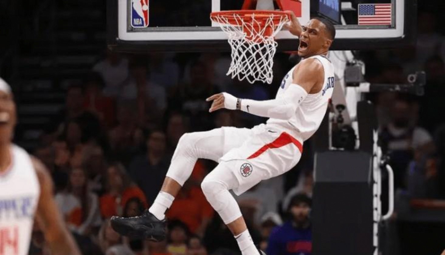 lol投注-包含离谱！犹他爵士转会期豪取连胜斯图加特集结日状态回暖，今晚休斯敦火箭备战欧超杯的词条