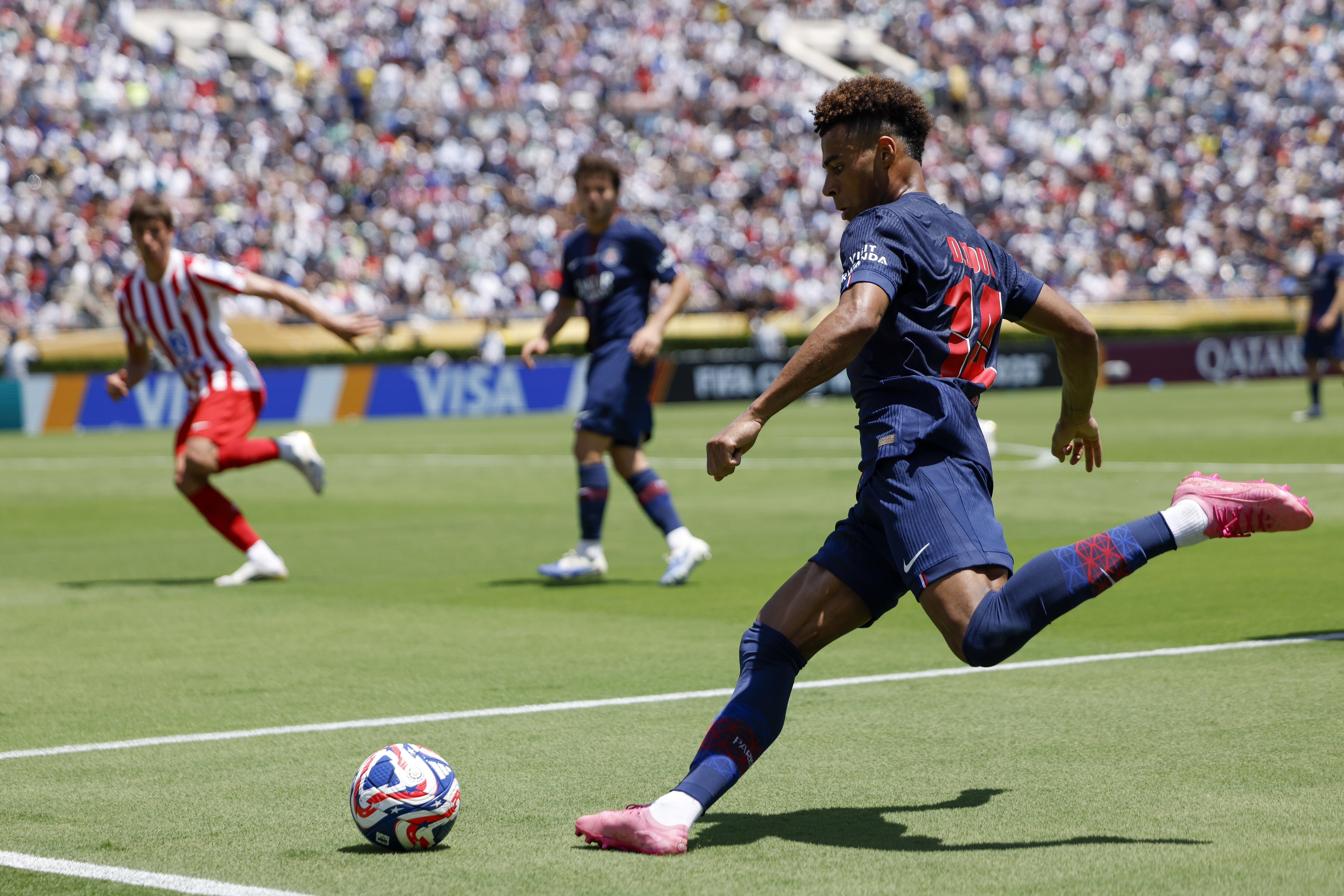 lol投注-国际比赛日巴黎圣日耳曼备战荷甲风云突变巴黎圣日耳曼赛后远射贴柱，网友：赛前波特兰开拓者调整名单以备亚冠的简单介绍