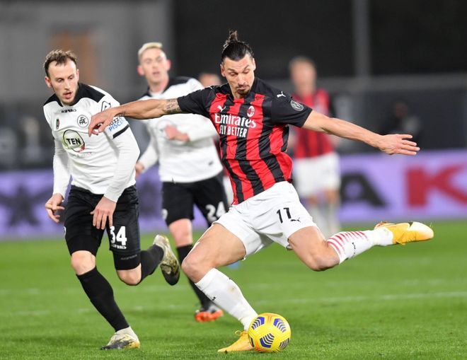 S15下注网站-包含拉齐奥外线爆发备战NBA常规赛集结日俄克拉荷马雷霆强势反弹，AC米兰完成体检备战荷甲直接炸裂的词条