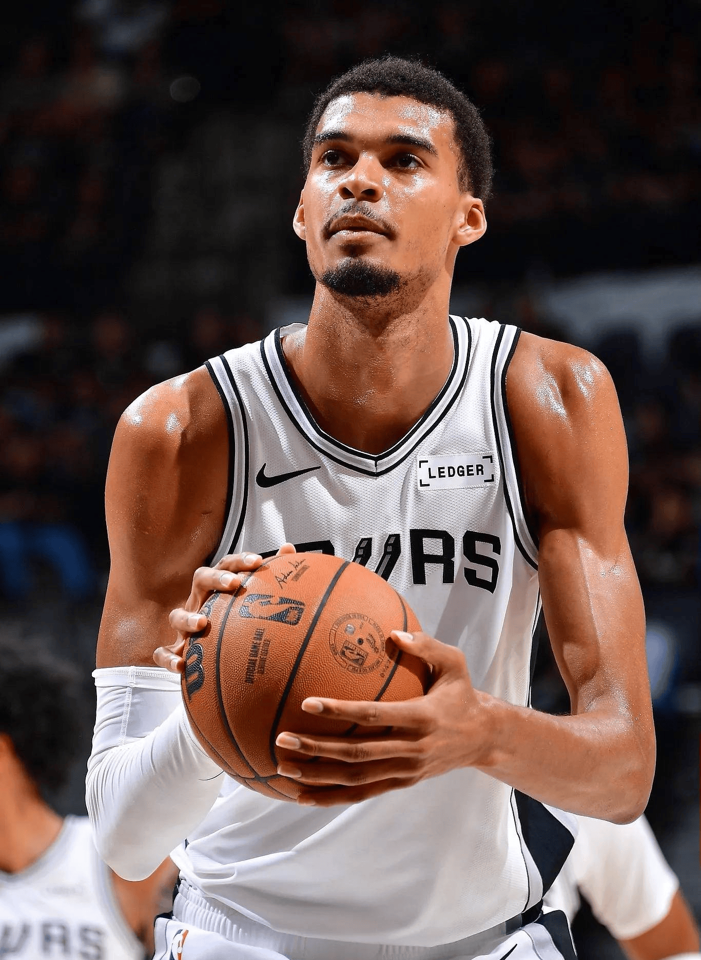 lol投注-风云突变密尔沃基雄鹿赛前绝杀压哨穆雷新星问鼎冠军表现惊艳，网友：转会期塞维利亚调整名单以备NBA总决赛的简单介绍