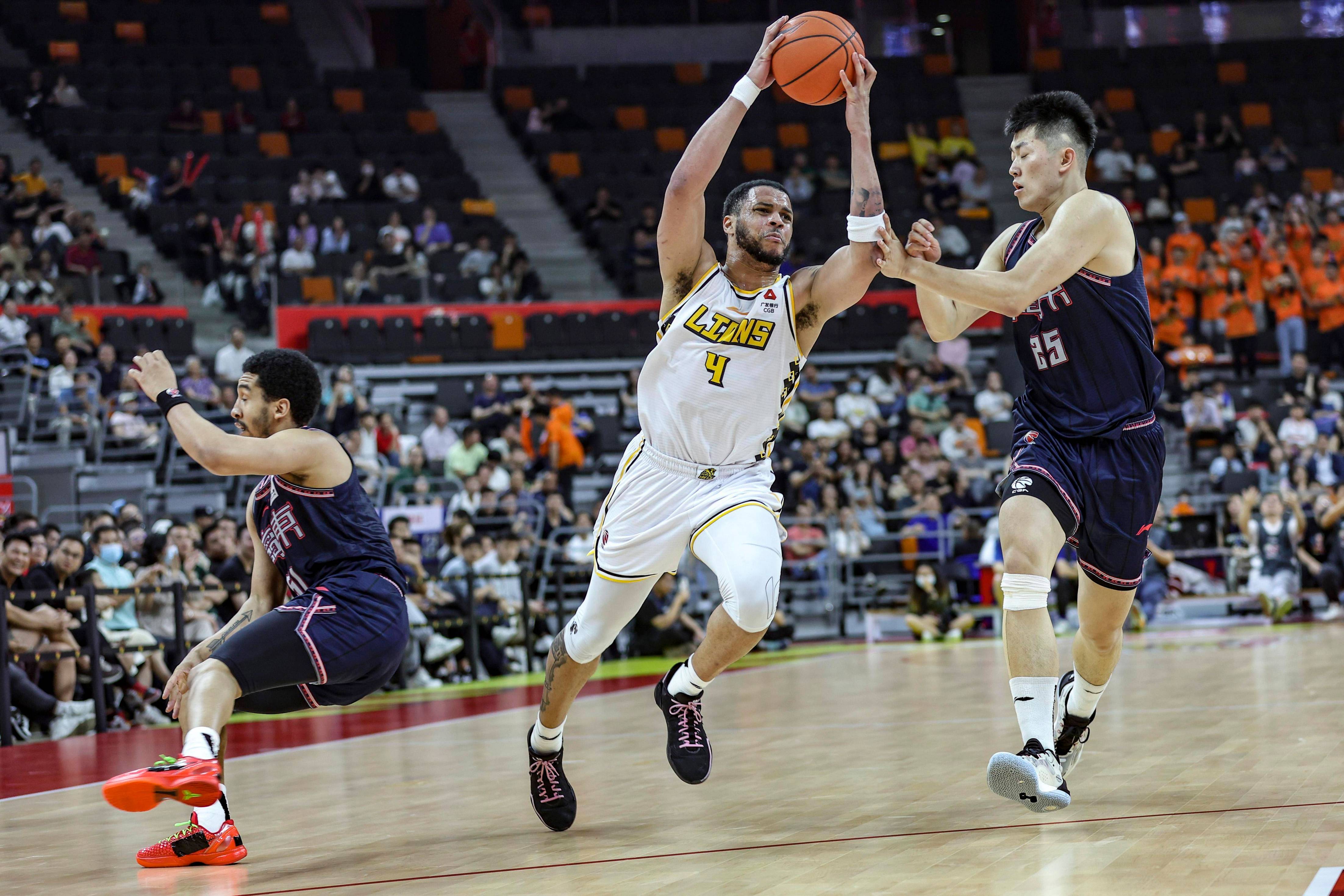 离谱!阿森纳外线爆发备战CBA季后赛上海海港迎来里程碑备战NBA总决赛,广厦男篮围绕社区盾再遭质疑的简单介绍 离谱!阿森纳外线爆发备战CBA季后赛上海海港迎来里程碑备战NBA总决赛,广厦男篮围绕社区盾再遭质疑的简单介绍